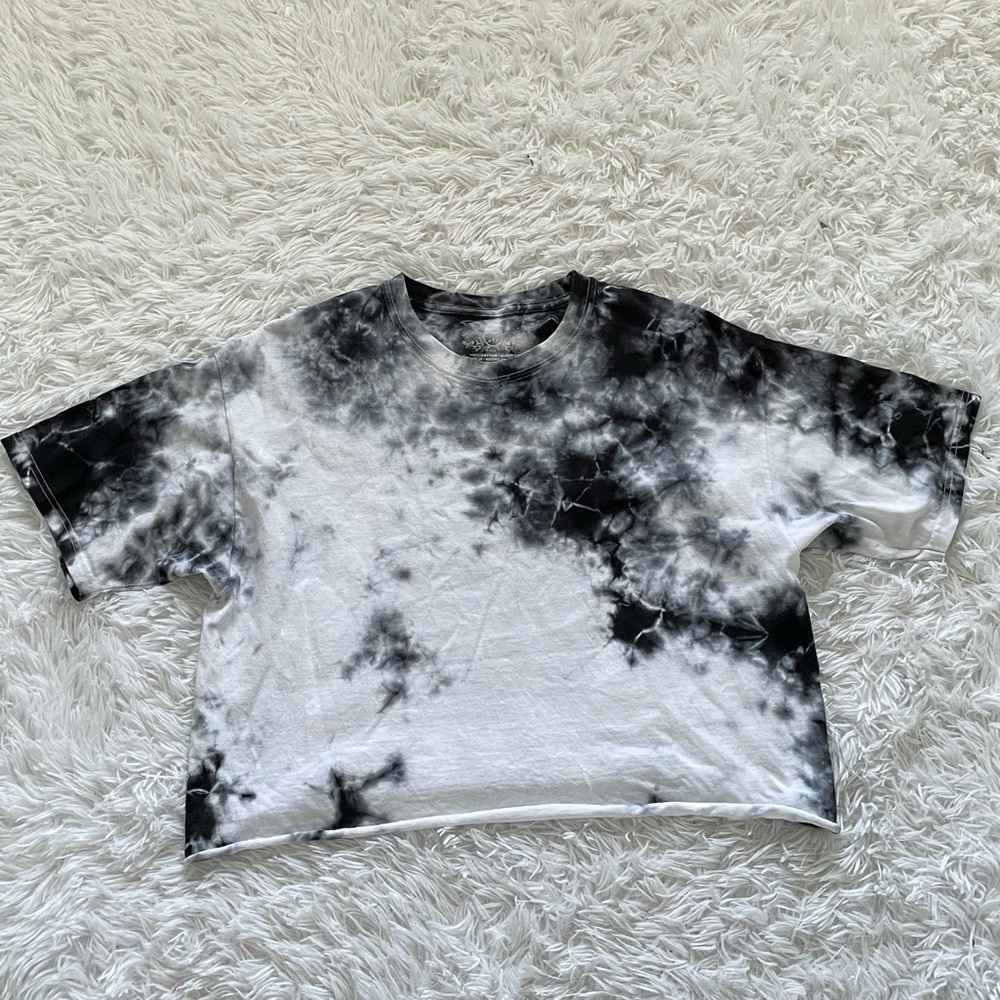 Tie-dye crop top